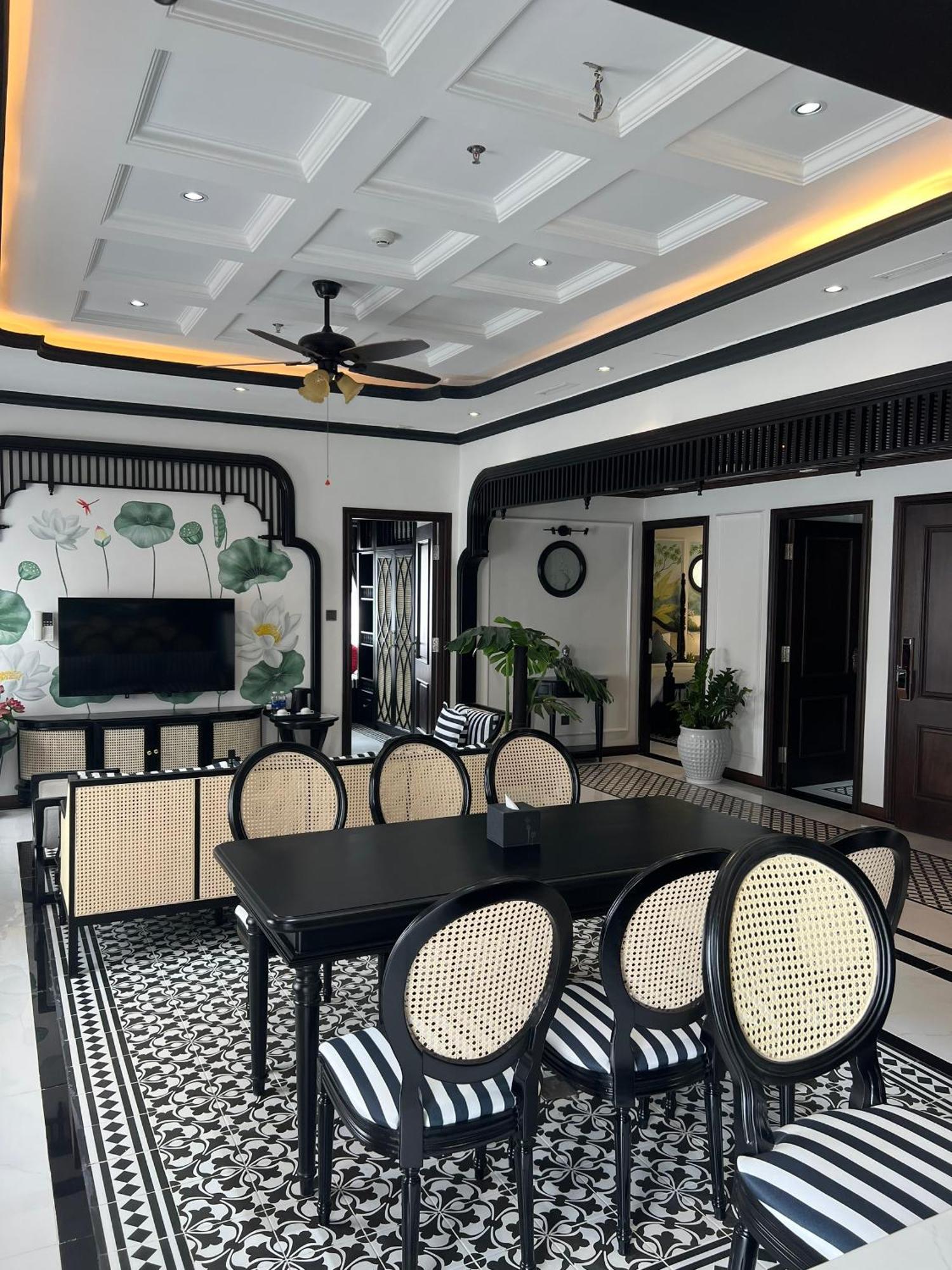 Mercy Emerald Hotel Da Nang Exteriör bild