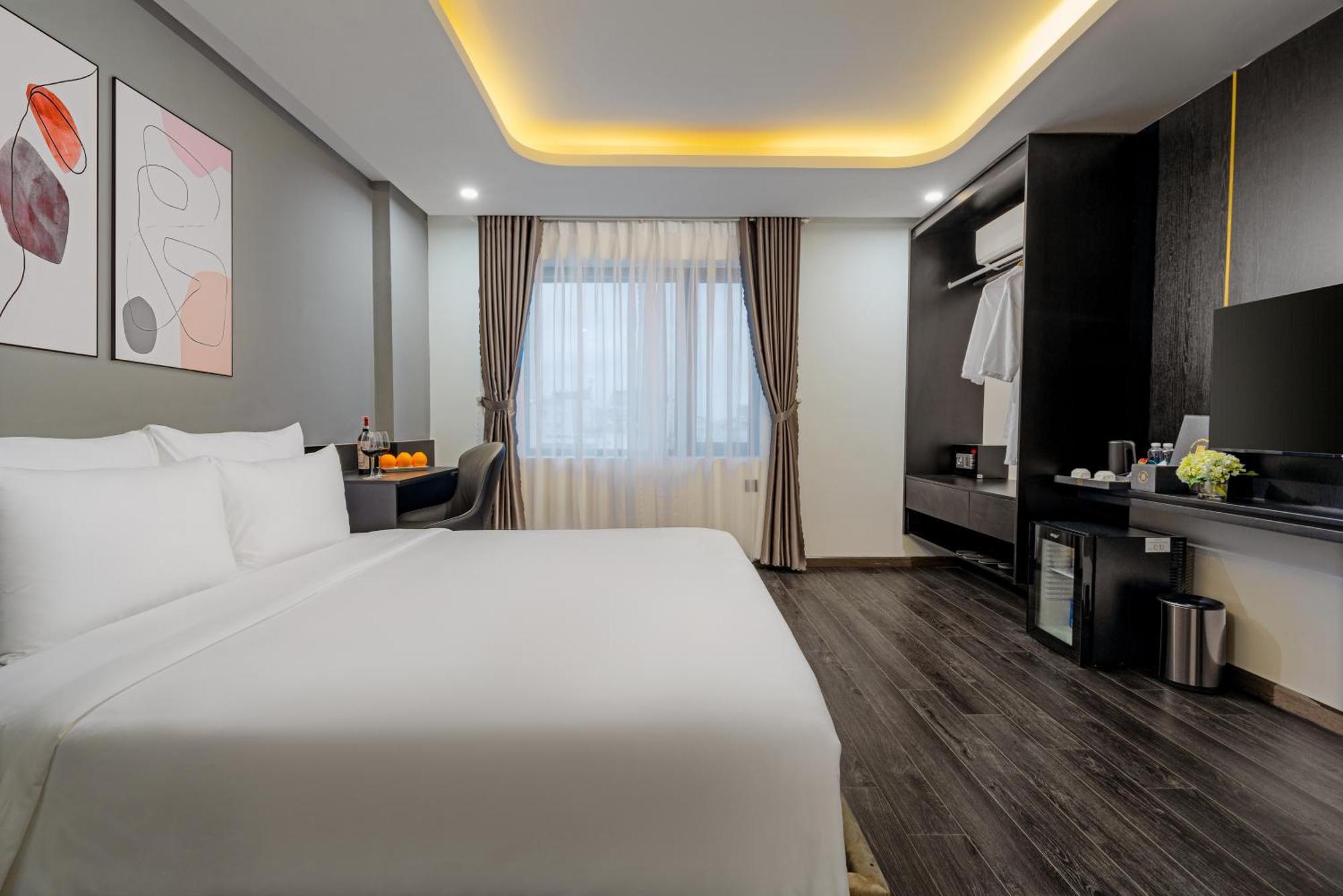 Mercy Emerald Hotel Da Nang Exteriör bild